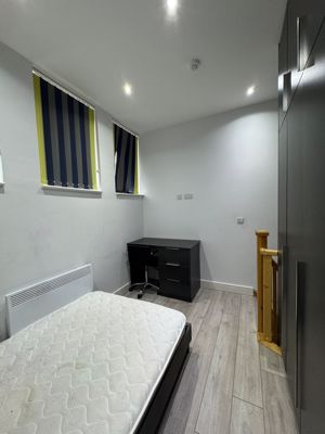 Photo 5- click for photo gallery